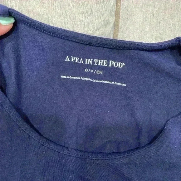 A Pea In The Pod Navy Blue Top Size Small 3/4 Sleeves​ - Picture 3 of 4